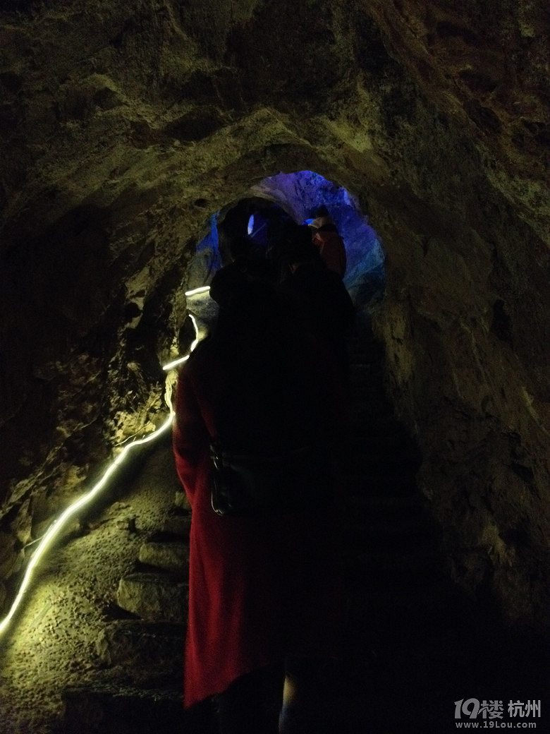 中华溶洞系列--险似蜀道,景至蓬莱。游锦绣风水洞！