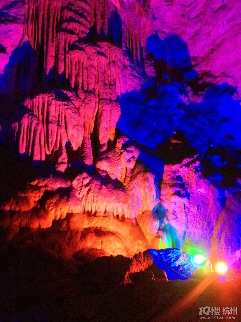 中华溶洞系列--险似蜀道,景至蓬莱。游锦绣风水洞！