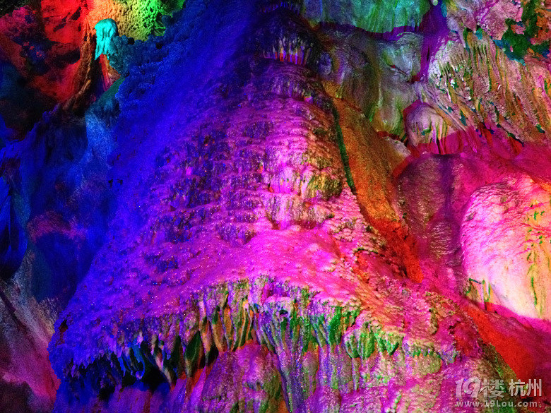 中华溶洞系列--险似蜀道,景至蓬莱。游锦绣风水洞！