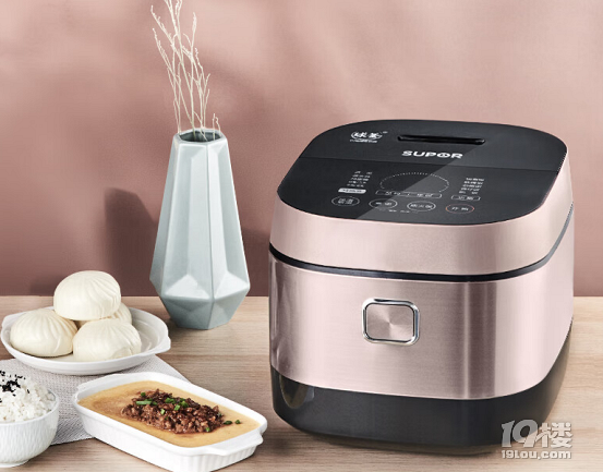 这款苏泊尔50hc750非常有设计感,整体机身流畅且高级大气,而且还有