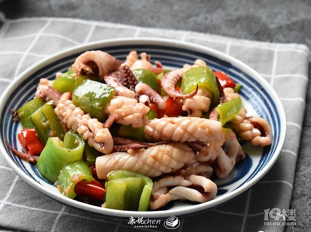 炒鱿鱼先别急着焯水多加这一步肉质鲜嫩不腥