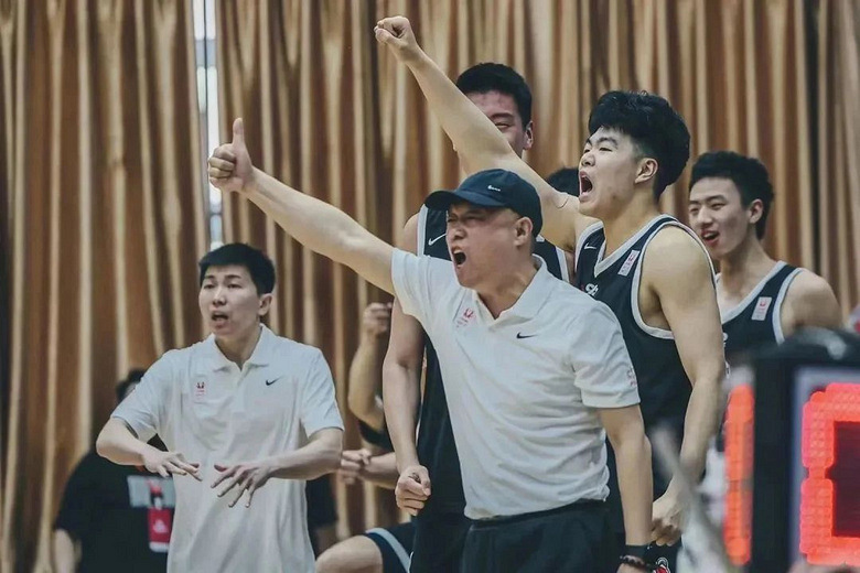 回浦中学男篮,全国总冠军!